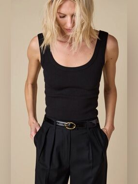 Sold Out NYC The Scoop It Up Tank in Black
